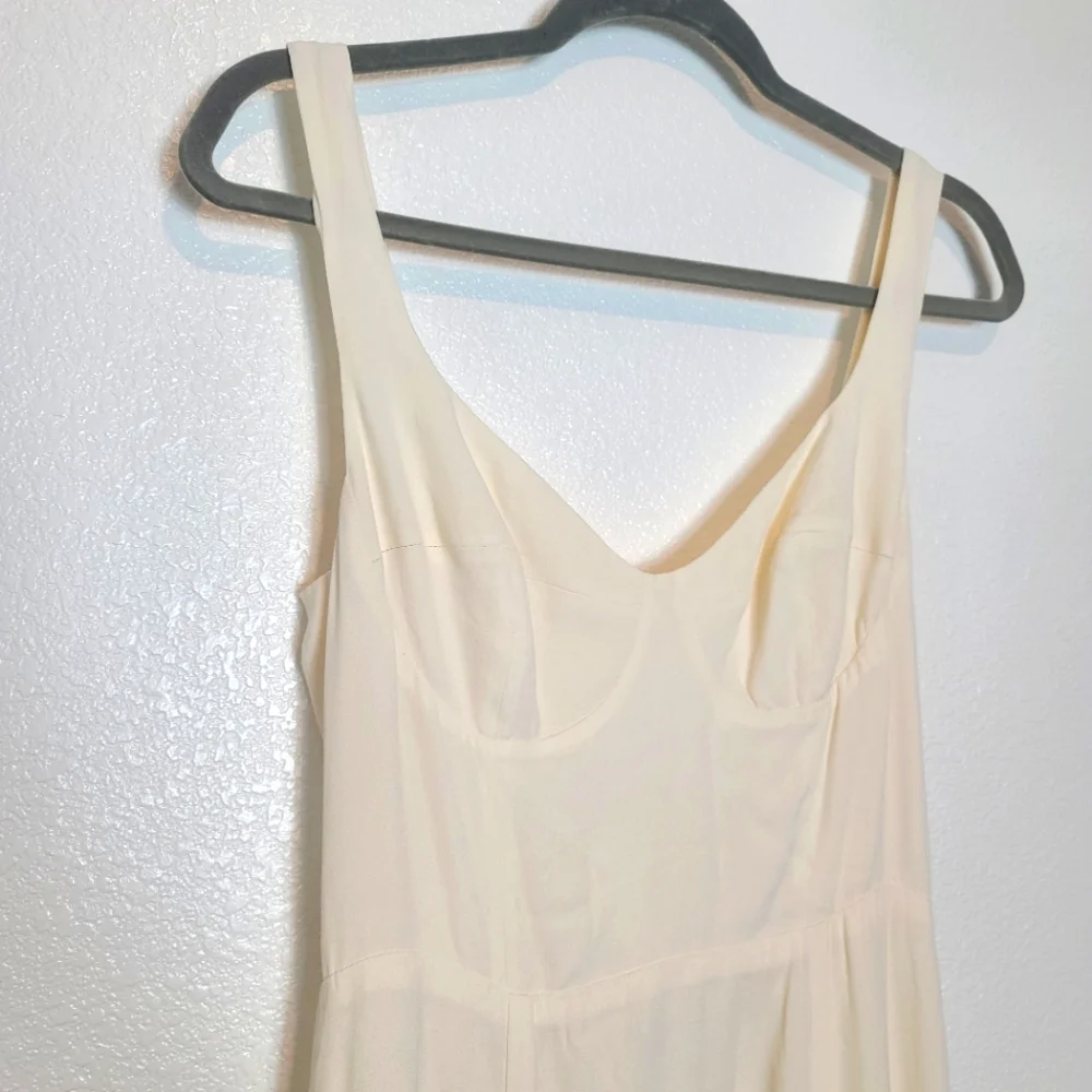 Reformation Lecce Maxi Crepe Sweetheart Neckline Gown Wedding Dress in I… - Picture 5 of 12